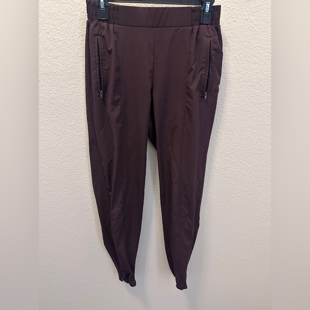 Old Navy Women's Maroon Stretchtech Joggers